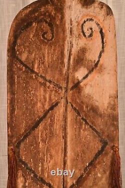 PAPUA NEW GUINEA Antique Original Vintage Asmat Oceanic Tribal Sculpture Shield