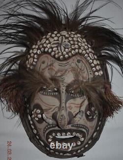 PAPUA NEW GUINEA MASK, SHELLS, teeth in nose 16 1900S