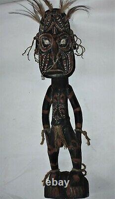 PAPUA NEW GUINEA RITUAL FIGURE, detailed carving 25 EARLY 1900S prov