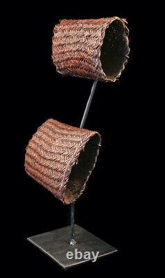 Paire de brassards, pair of armbands, oceanic art, papua new guinea