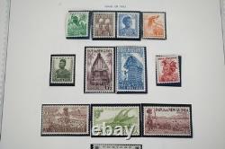 Papua & New Guinea 1952-1981 Collection Of 300+ Mint Stamps On Minkus Pages