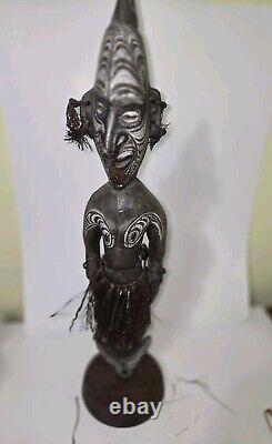 Papua New Guinea Ancestor Figure 25.5 On Stand Hand Carved Art Shell Eyes LARGE