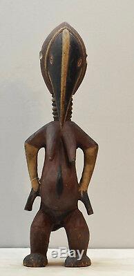 Papua New Guinea Bird Statue with breasts Lower Sepik River