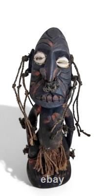 Papua New Guinea Carved Wooden figure Sculpture Sepik River PNG Vintage Art