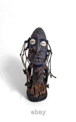 Papua New Guinea Carved Wooden figure Sculpture Sepik River PNG Vintage Art