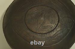 Papua New Guinea Ceremonial Feast Bowl Carved Bat Design Ceremonial Bowl