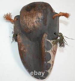 Papua New Guinea Ceremonial Wood Mask