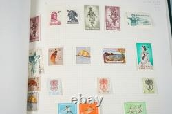 Papua New Guinea Collection Of 875+ Mint Stamps Stored In Stanley Gibbons Album