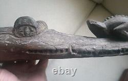 Papua New Guinea Crocodile Canoe prow! Great carving