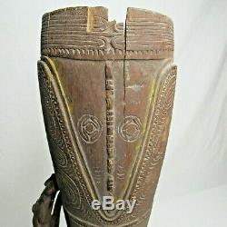 Papua New Guinea Etched Engraved Carved Wood Drum 22 Tall Vintage Rare