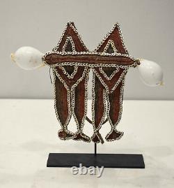 Papua New Guinea Fofana Male Shell Chest Ornament Benabena Tribe