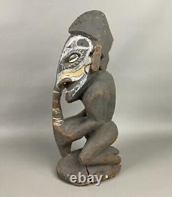 Papua New Guinea Hand-Carved Shaman Magic Water Spirit Statue Rare