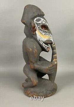 Papua New Guinea Hand-Carved Shaman Magic Water Spirit Statue Rare