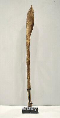 Papua New Guinea Hook Figure One Leg Yipwon Villiage Black Water Lakes