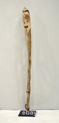 Papua New Guinea Hook Figure One Leg Yipwon Villiage Black Water Lakes