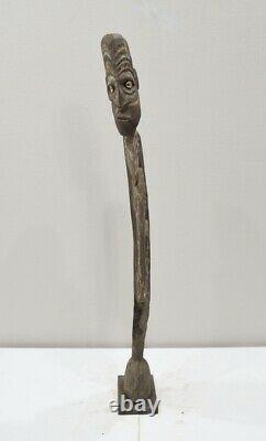 Papua New Guinea Hook Figure Yipwon One Leg