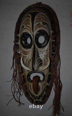 Papua New Guinea Huge House Mask, Teeth, 26 1900s