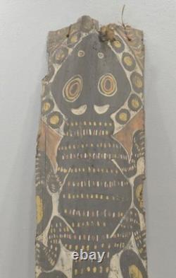 Papua New Guinea Mens Hut Wood Bark Painting