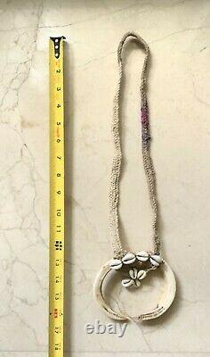 Papua New Guinea Necklace Pig Tusk/Shell Handcrafted Wealth Necklace