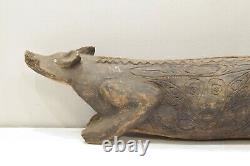 Papua New Guinea Pig Body Face Split Gong Wood Drum
