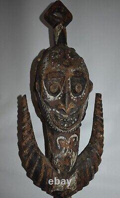 Papua New Guinea Ritual Hook Figure, 16 1900s