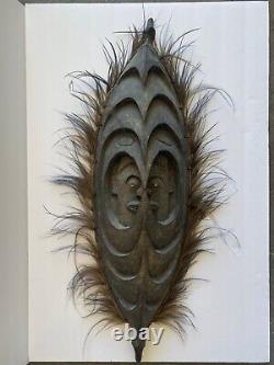 Papua New Guinea Sepik River Hand Carved Mask Shield Feathers Wall Hanging 27