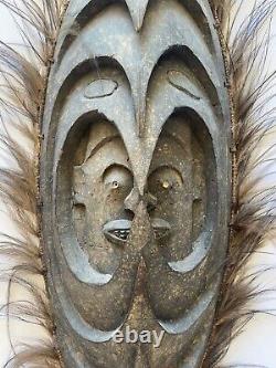 Papua New Guinea Sepik River Hand Carved Mask Shield Feathers Wall Hanging 27