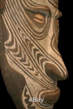 Papua New Guinea Sepik River Iatmul Ancestor Spirit Mask