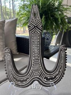 Papua, New Guinea Sepik River Region Hand-carved Tribal Samban 14 X 11