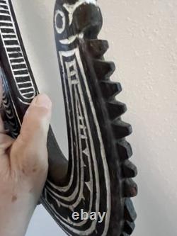 Papua, New Guinea Sepik River Region Hand-carved Tribal Samban 14 X 11