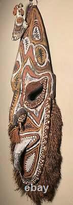 Papua New Guinea Sepik River mask