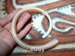 Papua New Guinea Shell Bracelet Polished Currency 20th Century