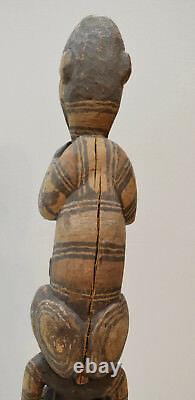 Papua New Guinea Statue Iatmul Kambot Village Bird Wood Statue