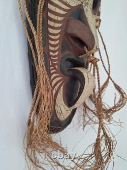 Papua New Guinea Tribal Ethnic Wooden Ceremony Mask