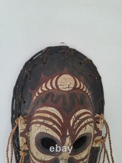Papua New Guinea Tribal Ethnic Wooden Ceremony Mask