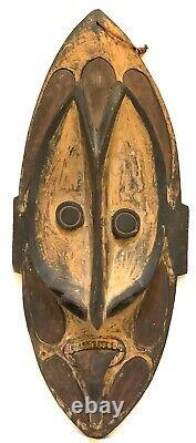 Papua New Guinea Vintage Carved Native Tribal Wood Mask