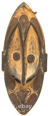 Papua New Guinea Vintage Carved Native Tribal Wood Mask