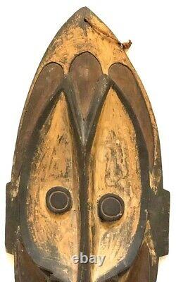 Papua New Guinea Vintage Carved Native Tribal Wood Mask