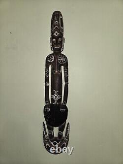 Papua New Guinea Wood Food Hook Latmul Tribe Carved Statue 27.5 In HEIGHT