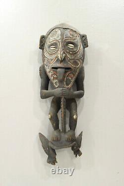 Papua New Guinea Wood Statue Kaminabit VIllage