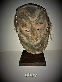 Papua New Guinea Yuat River Ceremonial Mask. Early/mid 20th cent