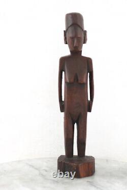 Papua New Guinea, very nice female figure