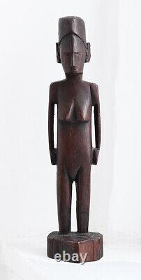 Papua New Guinea, very nice female figure