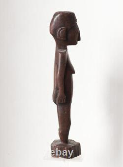 Papua New Guinea, very nice female figure