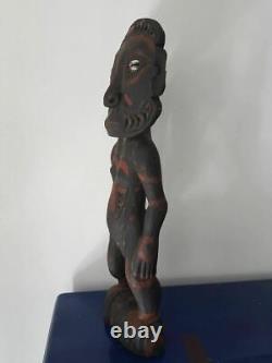 Papua Oceania Statue. New Guinea