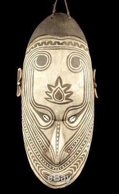 Papuan mask, sepik carving, papua new guinea
