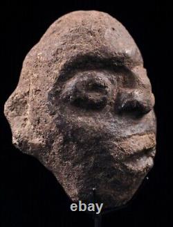 Pierre de fertilité, ritual stone, oceanic art, papua new guinea, tribal art