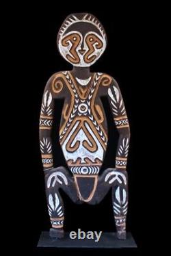 Planche Gope, spirit cult figure, Gope board, papua new guinea, oceanic art