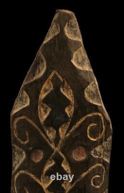 Planchette votive, small cult board, oceanic art, papua new guinea