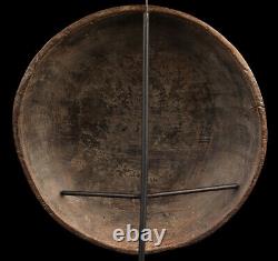 Plat Boiken, old wooden dish, oceanic art, papua new guinea